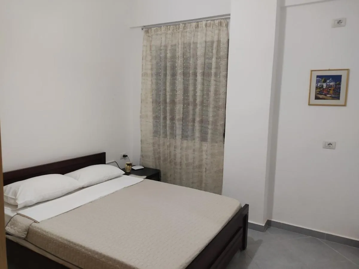 Margaritas Apartments Sarande